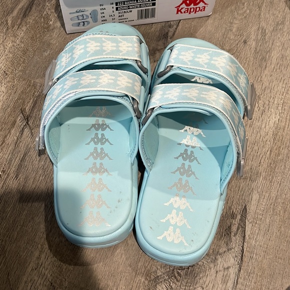 Sandals_&_Flip_Flops